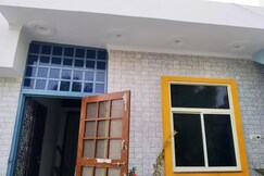 RAMDARWAR HOMESTAY, Orchha RAMDARWAR HOMESTAY, Orchha