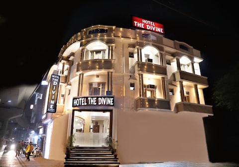 The Divine By SAREEN HOTEL & RESORTS
