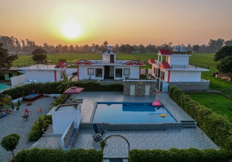 Green Paws Corbett Entire Villa