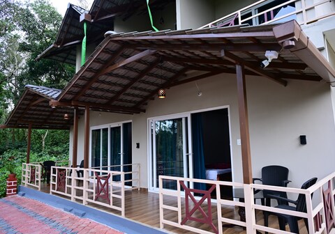 Coffee Crown Homestay