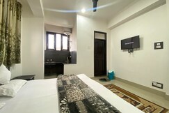 Hotel Royal Pamposh, Srinagar, Srinagar Hotel Royal Pamposh, Srinagar, Srinagar