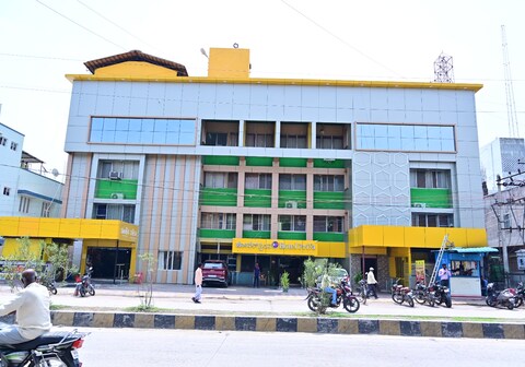 Hotel Priya Raichur