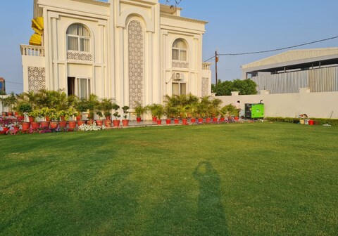 Aryan's home