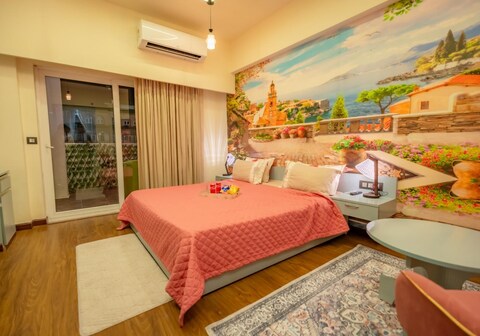 The French Studio - A luxe 4star Experience