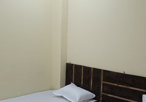 HOTEL SHIVALAY PALACE