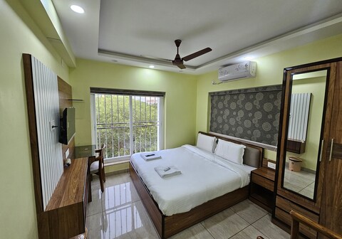 V3 INN Studio Rooms in Newtown