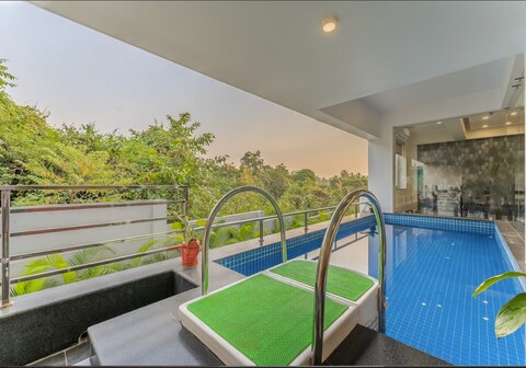 Lavender Stays 4BHK Apartment Pvt Pool