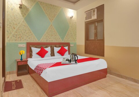 Hotel O Prince Home Stay Near Ambience Mall