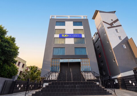 FabHotel Nirvana