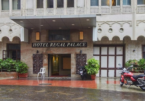 Hotel Regal Palace