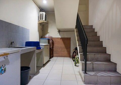 Hotel O Royani Residence