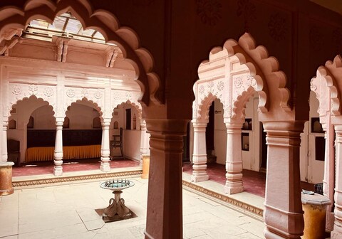 CHHOTI KOTHI - A Heritage Homestay by the Ganges