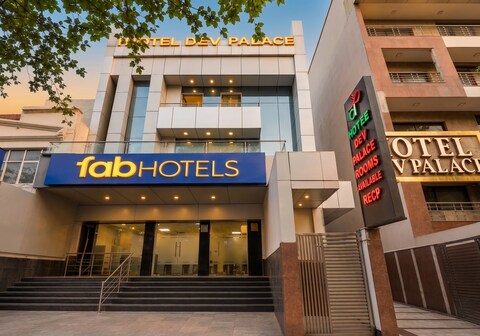 FabHotel Dev Palace II - Nr Ashok Vihar