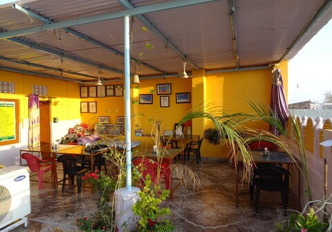 Alampat Nest By The Lake