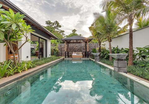 Over Water Villas - Rumah Hutan