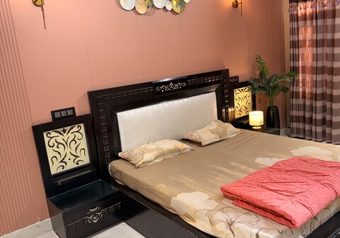 Aura homes