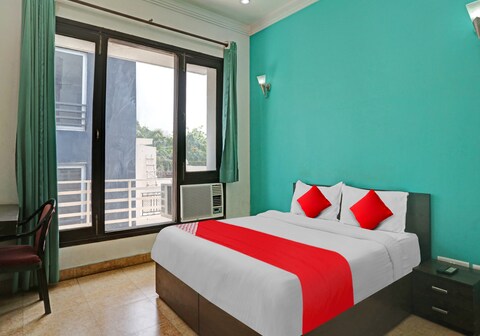 Hotel O White Lily Residency