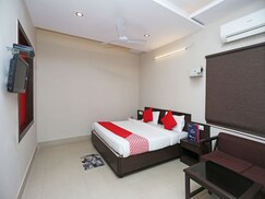 OYO 7650 Park Inn Boring Road, Patna OYO 7650 Park Inn Boring Road, Patna