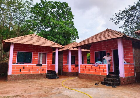 Parvati Gest House