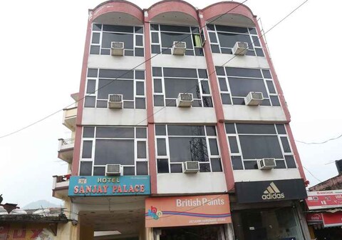 Hotel Sanjay Palace