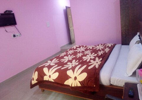 Royal Point Guest House