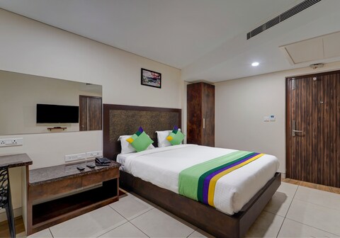 Treebo Vetri Supreme Residency