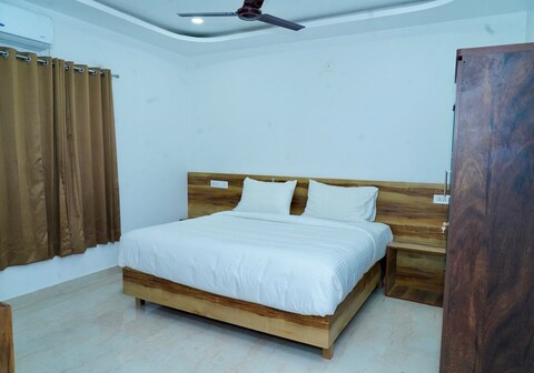 Hotel O VARAHI STAY INN