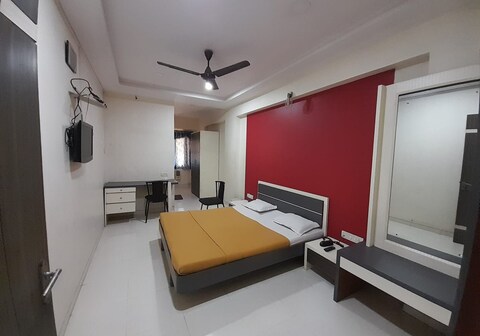 Hotel Aashiyana Lodging & Boarding By WB Inn