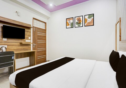 Super Townhouse Sector 4 Gurgaon