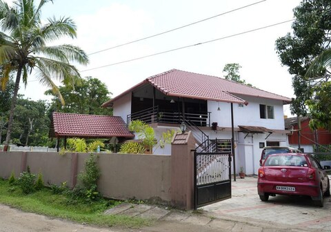 Green House Lake Homestay