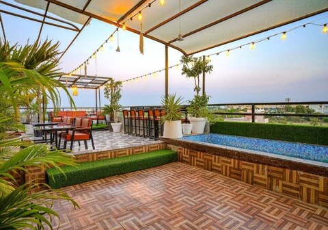 Estrella Suites
