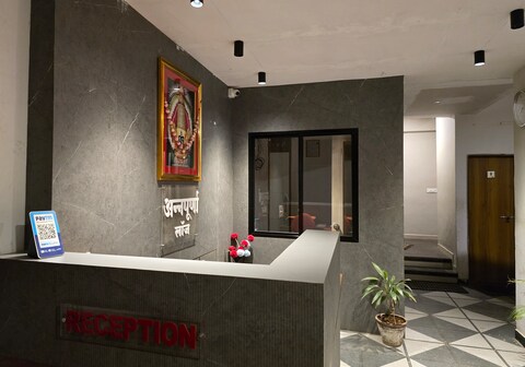 Hotel Annapurna Lodge And Domentri