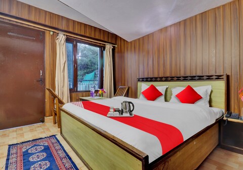 Savitri Hotel Nand Palace