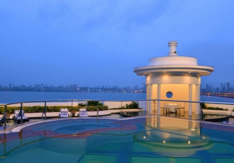 Hotel Marine Plaza