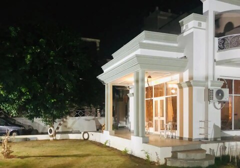 Lush Green Retreat Private Pool & Garden Villa, Jaipur