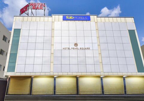 FabHotel Pearl Square