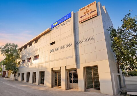 FabHotel Ram Krishna