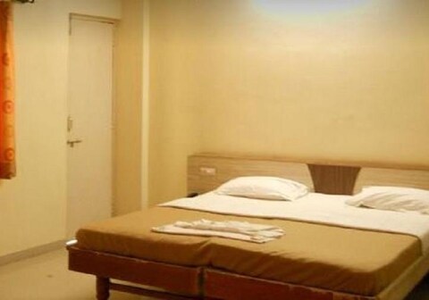 Hotel Bansidhar Palace