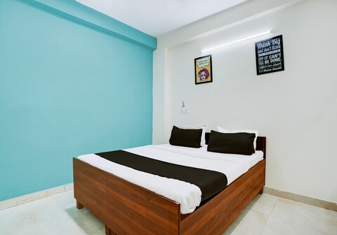 Super OYO Townhouse Anmol Residency