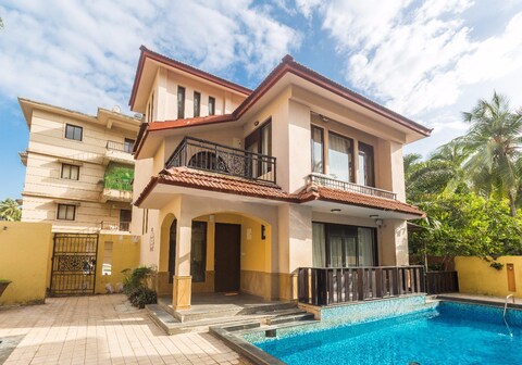 Luxury 4 BHK Villa with Pool close to Calangute and Baga Beach
