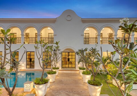 Hireavilla | Casa Brilhante - 4BHK Villa with Private Pool & Garden