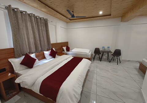 Raj Rajeshwari Home Stay