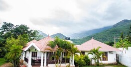 Hotel Chandana Herbal Palace, Munnar Hotel Chandana Herbal Palace, Munnar