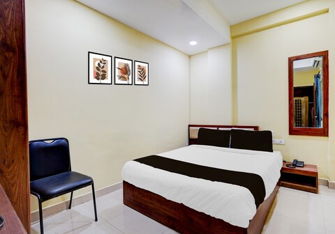 Super Collection O Vadapalani Metro Station Formerly Pineapple Guest House