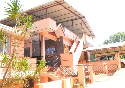 Venu Guest House-2 BHK Homestay