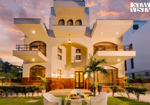 StayVista at Moss @ Moets Palm Villa