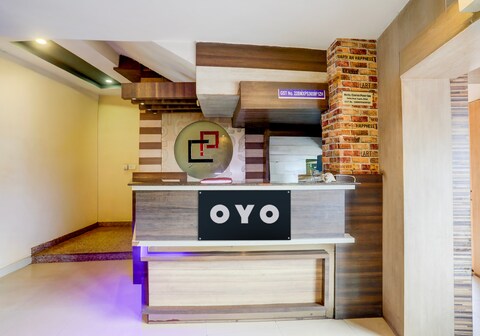 SPOT ON Hotel Center Point Inn