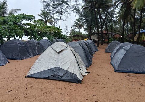 COCO BEACH FRONT STAY