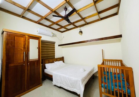 Kavvayi River View Cottage