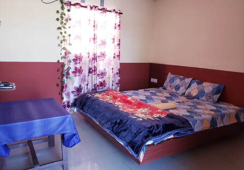 Cityscape Rooftop stay